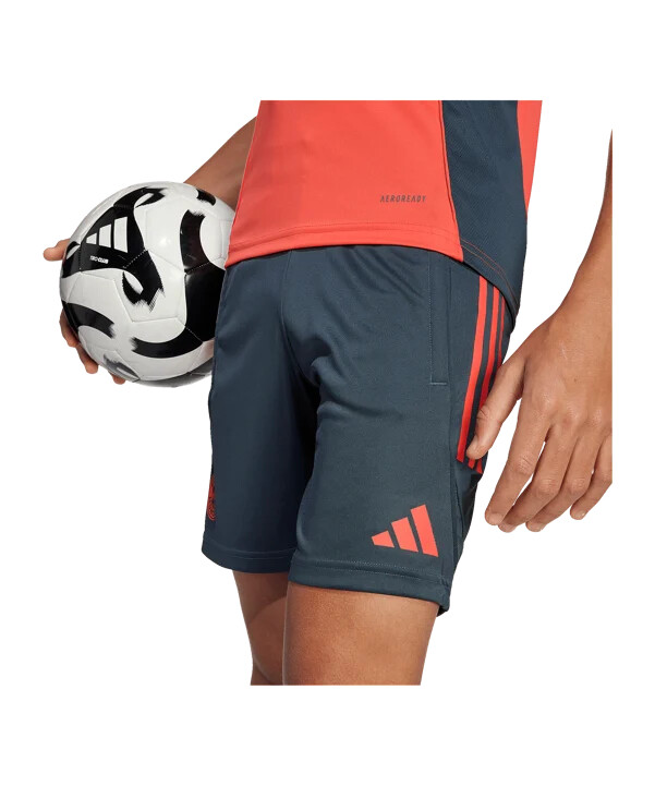dětské tréninkové kraťasy adidas fc bayern mnichov bílé