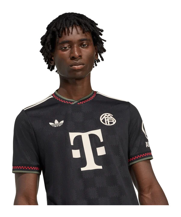 adidas fc bayern mnichov 3. dres 20252026 černý