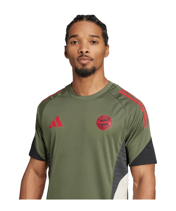 tréninkový dres adidas fc bayern mnichov tiro25 pro evropské soutěže 20252026 zelený