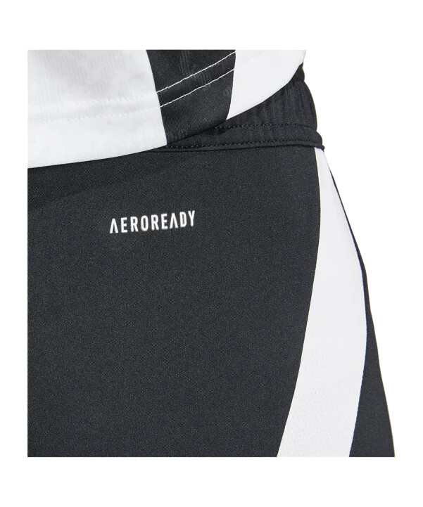 adidas juventus turín domácí kraťasy 20242025 černé