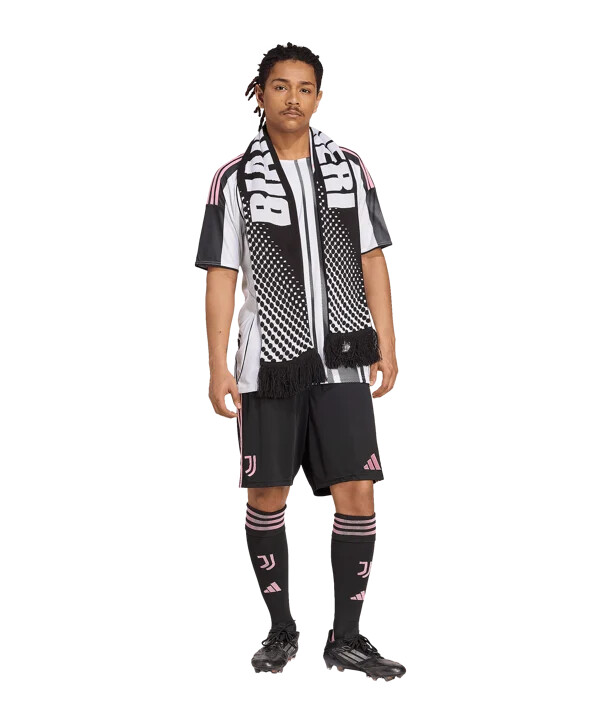 adidas juventus turín domácí kraťasy 20252026 černé