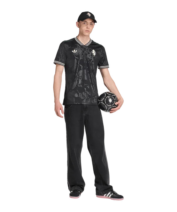 adidas juventus turín 3. dres 20252026 černý