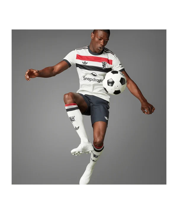 dres manchesteru united auth 3. kolo 20242025 bílý