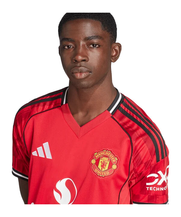 domácí dres adidas manchester united 20252026 červený