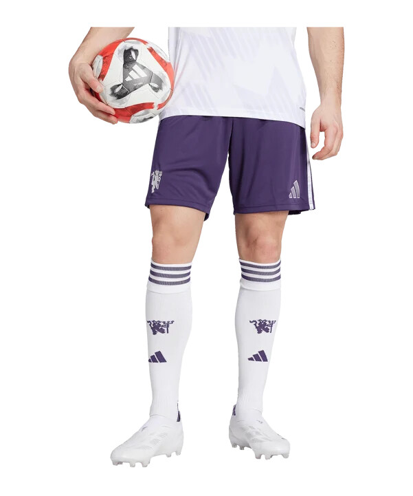 adidas manchester united short away 20252026 fialová