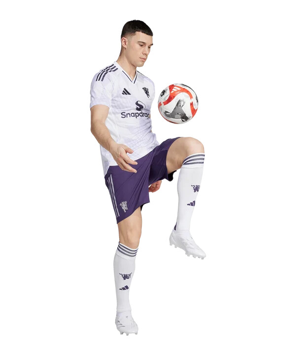 adidas manchester united authentic trikot venku 20252026 bílý
