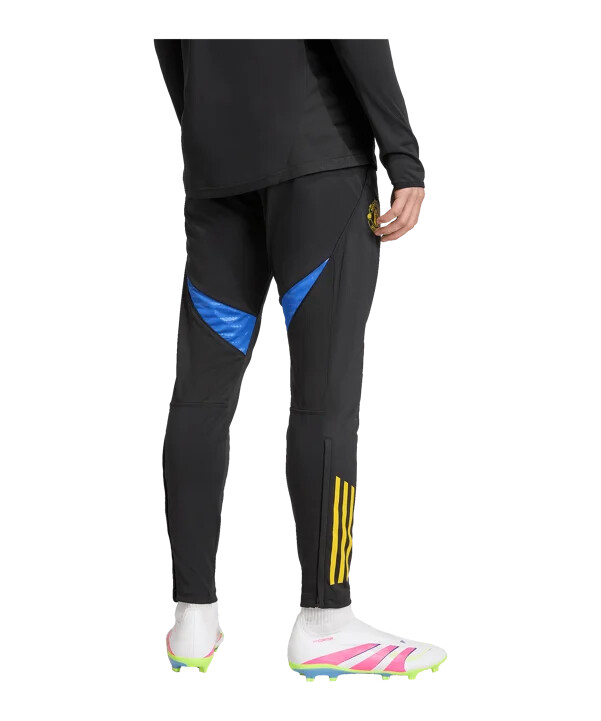 tréninkové kalhoty adidas manchester united cup 20252026 černé