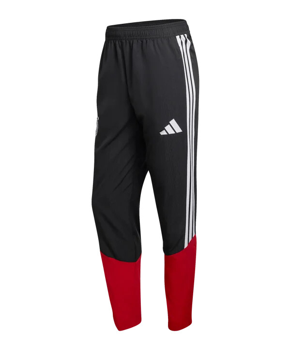 Černé kalhoty adidas dfb germany tiro pro prezentaci