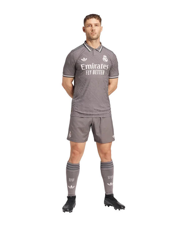adidas originals real madrid authentic 3. dres 20242025 hnědý