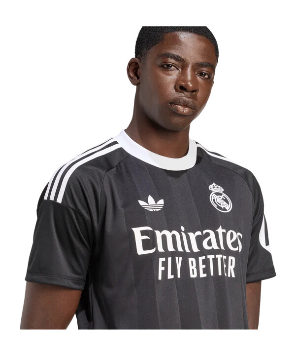 brankářský dres adidas real madrid 3. díl 20252026 černý