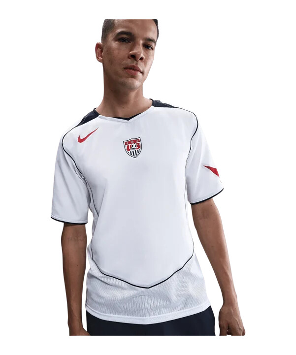 dres nike usa reissue bílý f100