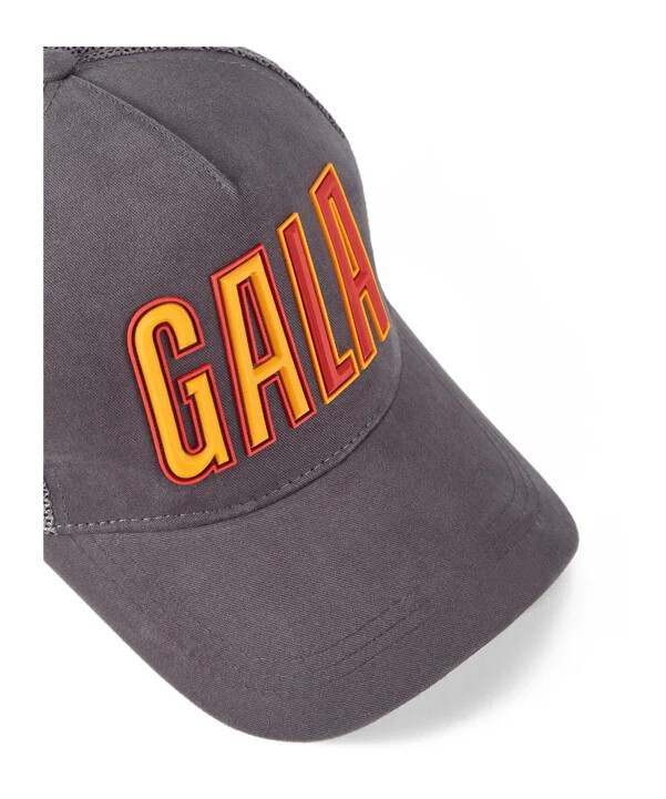 Šedá kšiltovka galatasaray istanbul