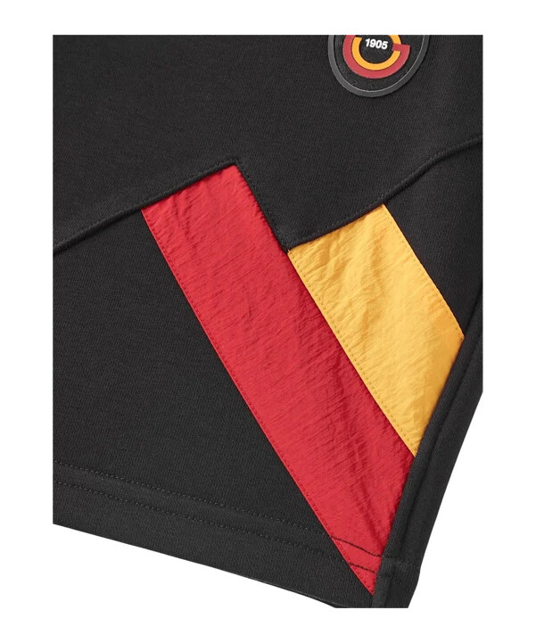 Černé kraťasy galatasaray istanbul
