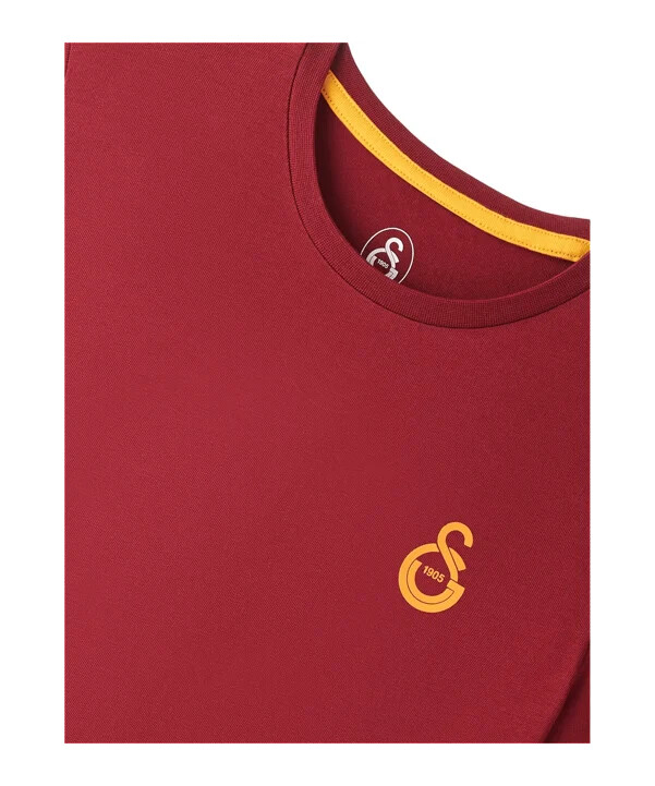 Červené tričko galatasaray istanbul