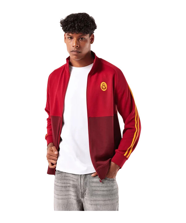 Červená bunda galatasaray istanbul